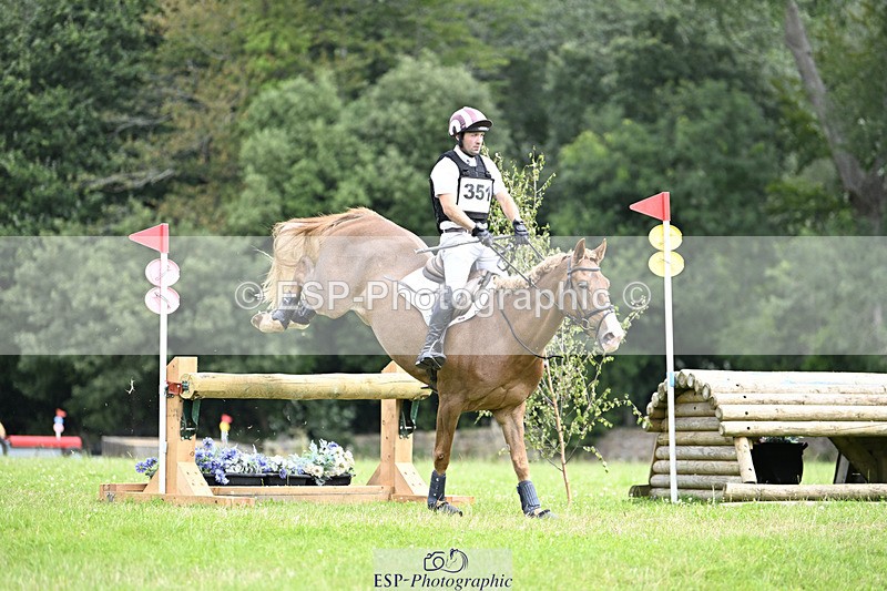 240804-114736-12136 - 351-Rupert_Batting-COOMBELAND_CEVIN