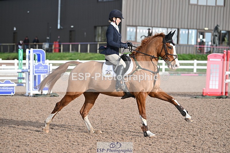 231208A-113737-00541 - Cls 4 Snr 1.05m Open