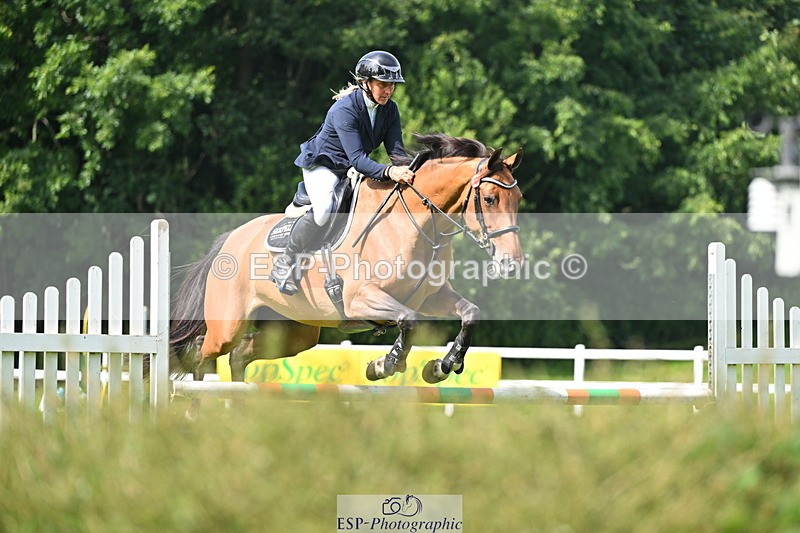 140626A-161848-00195 - Cld 46 Snr 1m 10 Grand Prix