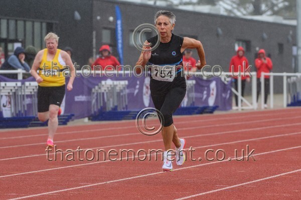 ComMast25-929898 - Track Female Set Two