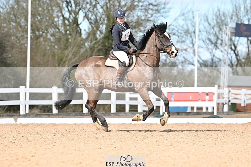 240324A-130245-02451 - Novice 28, 13.00 to 14.00