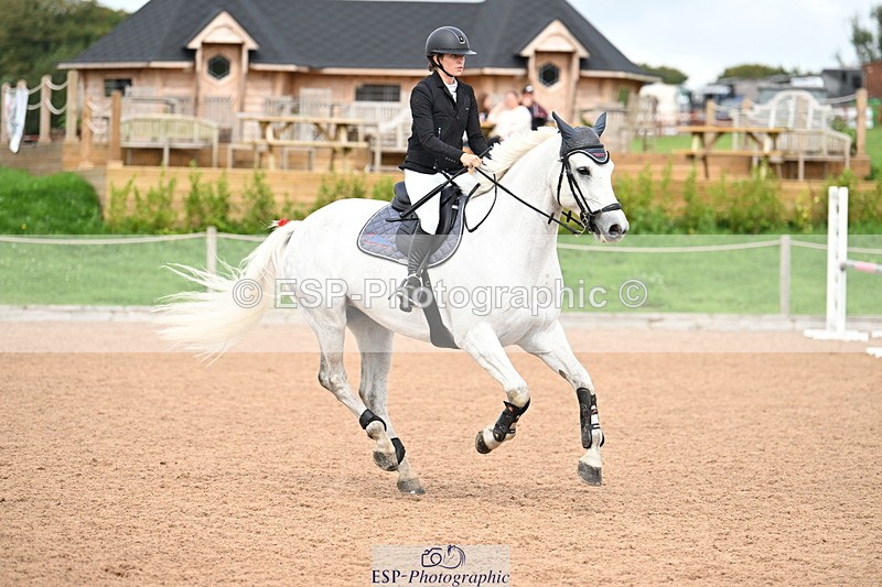 240908A-133920-04050 - Cls 15 U21 Intro 90cm-1.00m  Team Comp