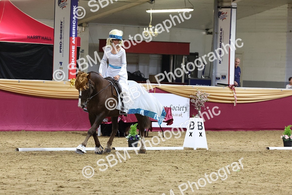 SBM_10291 - Class 52 Strictly Fancy Dress-Age