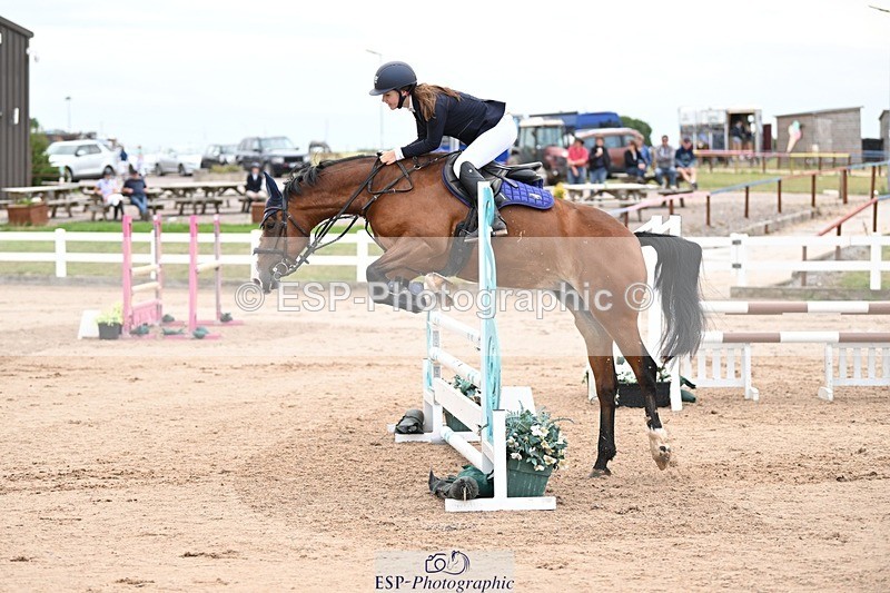 250727-084902-08613 - Cls 31 British Novice and 90cm