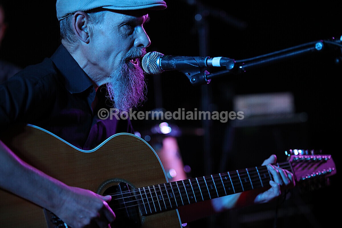 FOLK N BLUES-570 - FOLK and BLUES SEPT 2022