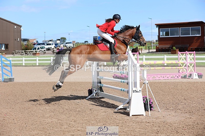 250913-141610-07314 - Cls 25 1.05m Amateur Quali