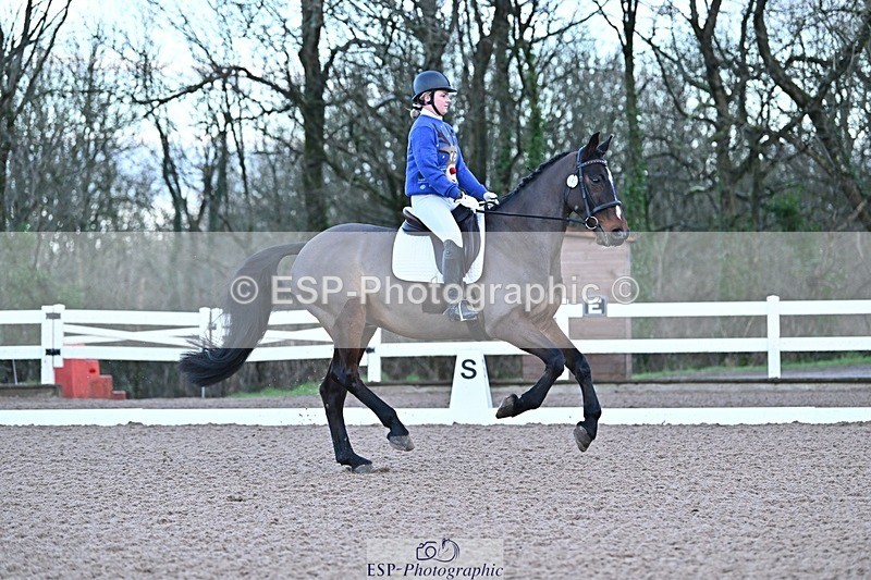 241214-085332-00831 - 143-Tila.Da.Costa-Leomiro