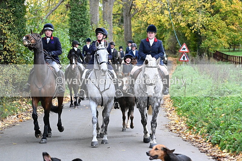 WJ7_7212 - Walk Home..