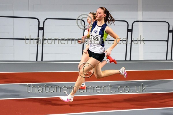 SeniorInd25-918992 - Track Female Set One