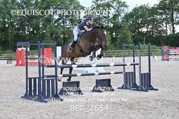BPP_2654 - CLASS 8 Senior Newcomers/ 1.10m Open