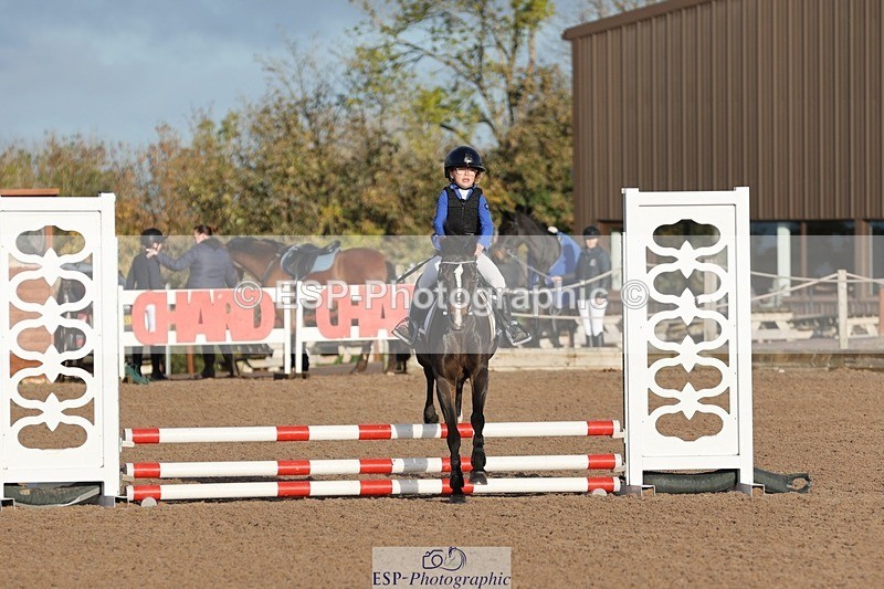 251025-094153-00743 - Cls 20 Clear Round 50cm