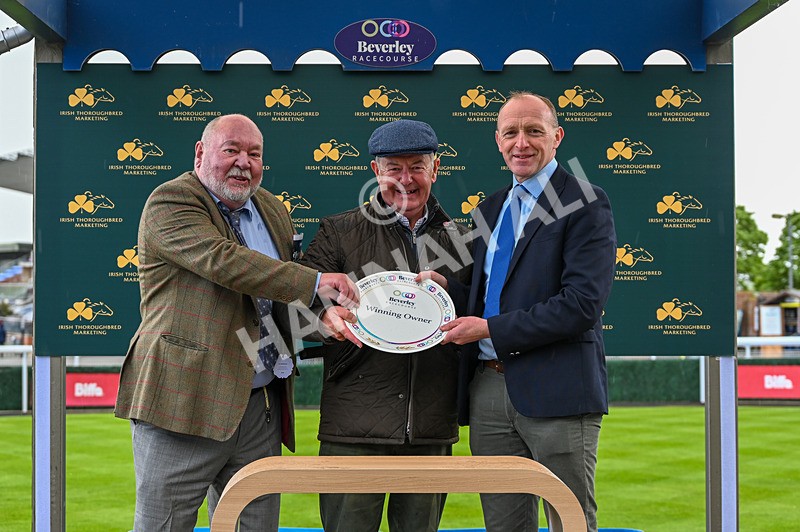120526-Race 2-Ronson-7639 - Race 2 3.00pm Ire-Incentive, It Pays To Buy Irish
