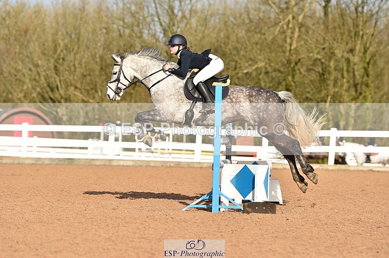 240210A-114902-01037 - Cls 8 Pony Newcomers & 1m Open