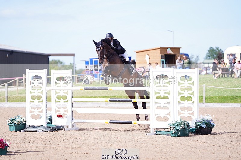 240803A-153034-08937 - Cls 32 National 1.30m Open