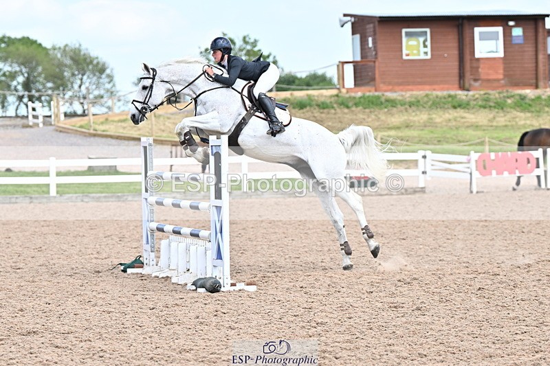 240605A-160115-01013 - Cls 5 Foxhunter and 1.20m Open