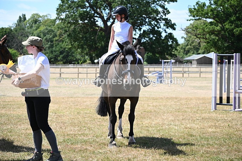 WJ6_6017 - Class 13 Novice 60cm