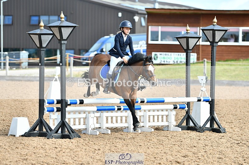 230624A-090335-00021 - Cls 36 Stepping Stones 128 & 138cm