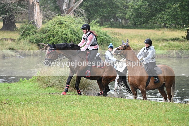 WJ7_8907 - Time at Water 11:53 to 12:23