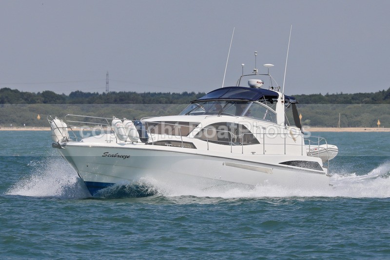 170709 SEABREEZE - BROOM 425 RTI_7291 - Flybridge Cruisers