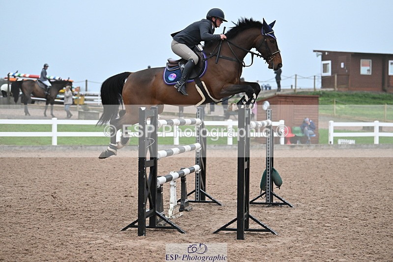 241102A-155020-06174 - SAT Cls 17 National 1.30 & 1.40m