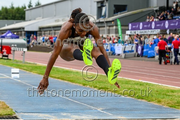 Sen25SAT-914306 - Field Female Set Two