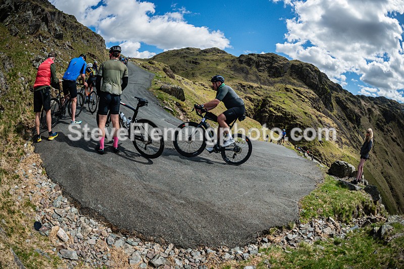 142123 - Hardknott Hairpin 14.00 - 15.00