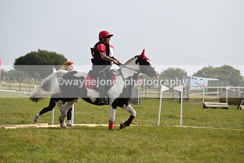 WJ6_0491 - 40cm XC Time 10:57 to 11:30