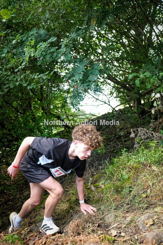 DSCF4920 - Reeth fell race age grades