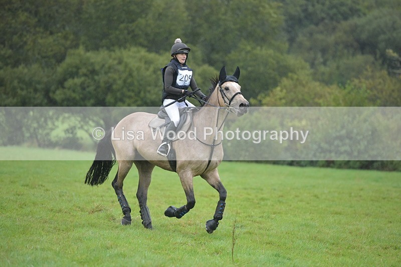 RAY_9545 - Class 2: 70cm: Corner