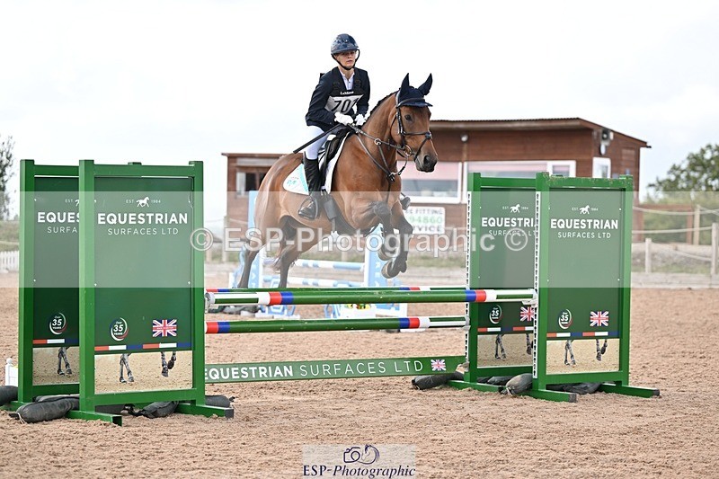 250831-133723-10028 - O-701-Bella.Moore