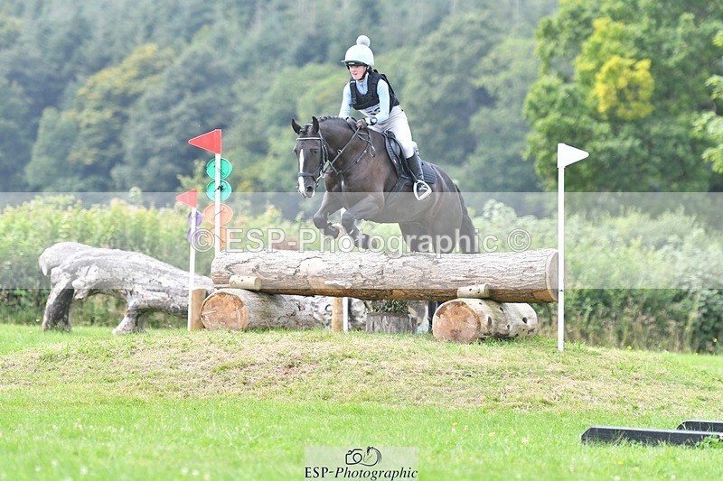 240803-133642-06927 - 153-Eleanor_Blewitt-CARRY_ON_PRINCESS