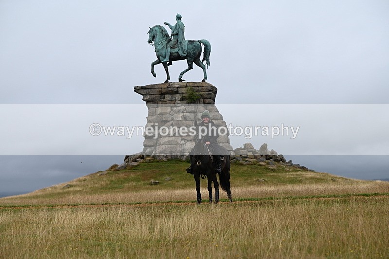 DSC_2678 - Time at Statue 12:34 to 12:56