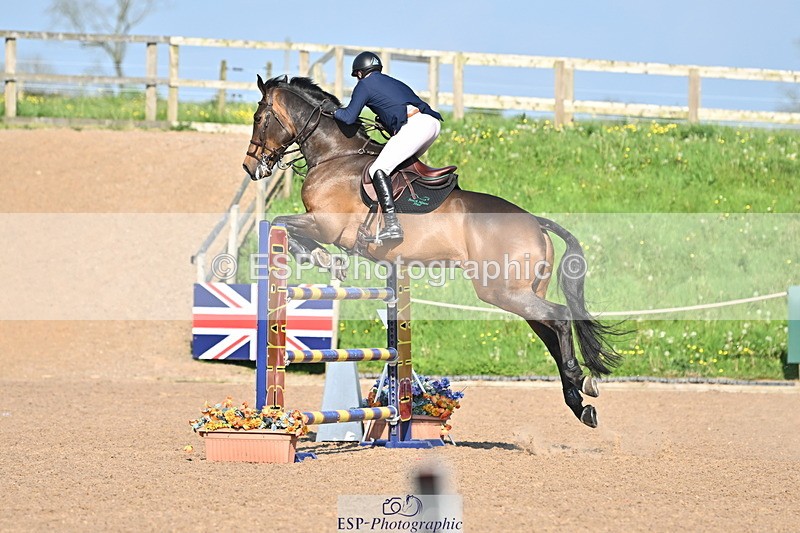 240509A-173944-03598 - Cls 12 Chard Equ Speed Derby