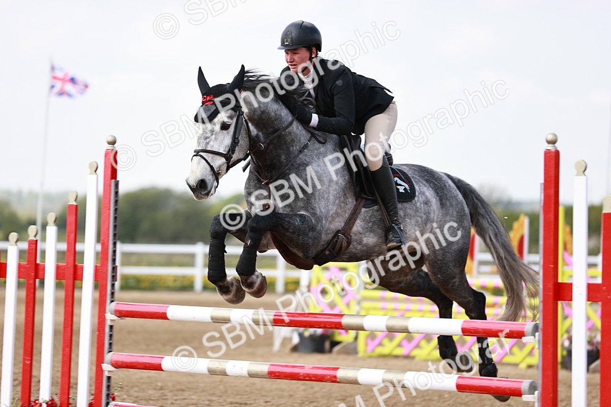  - Class 24 - Senior Newcomers - 1.10m