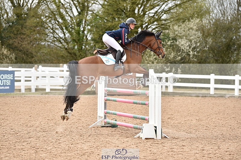 240327A-123946-00420 - Cls 4 Newcomers and 1.10m Open