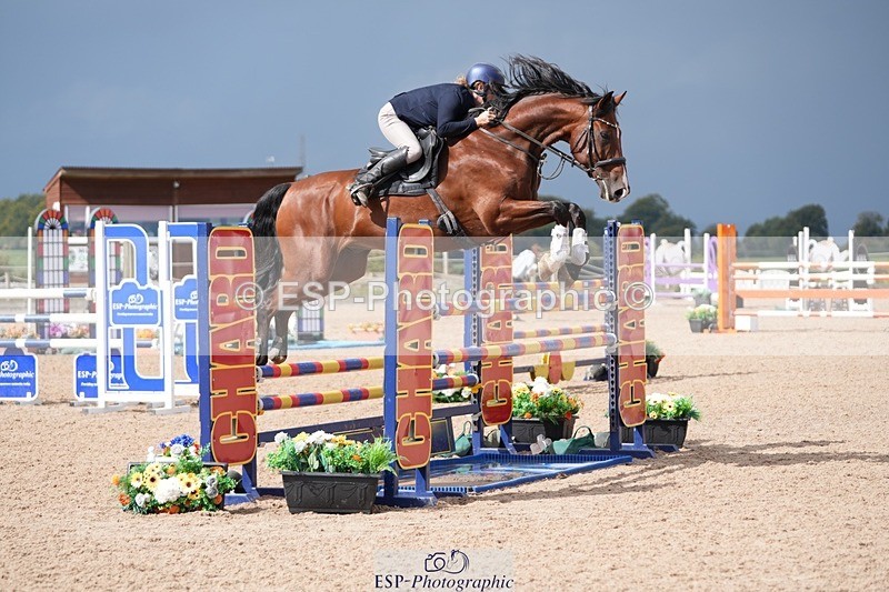 250913-122802-06891 - Cls 15 Snr Foxhunter
