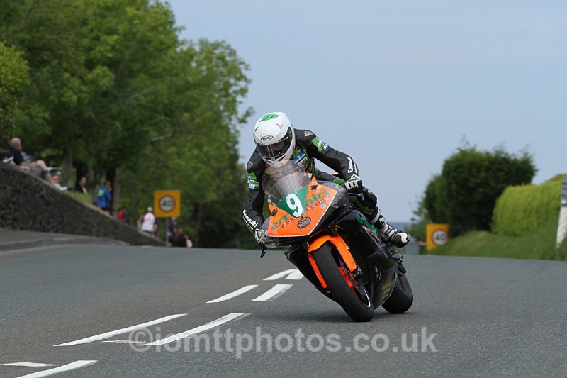 Connor Behan - Bennetts.co.uk Lightweight TT