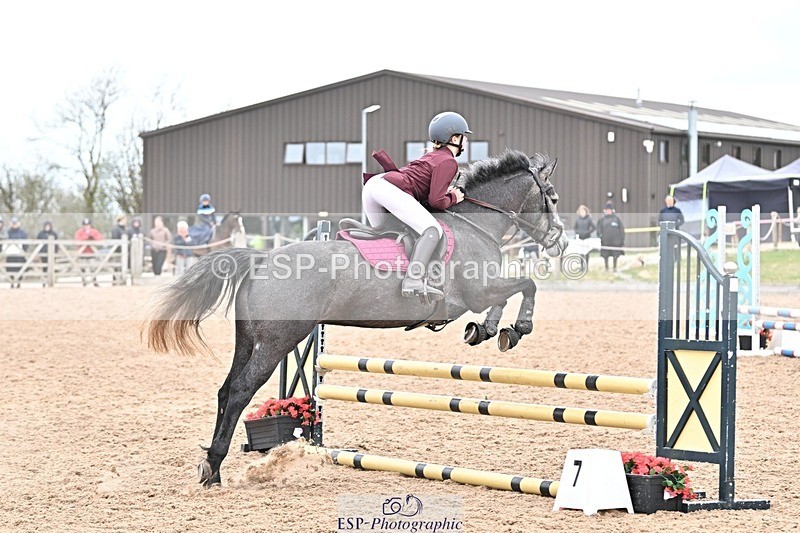 250414-101814-00056 - 70cm Round 1