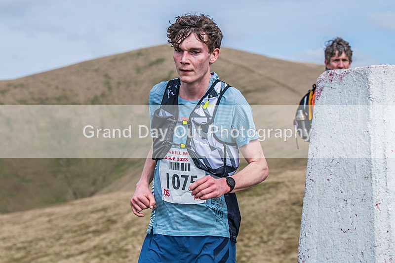 Arant haw-133 - Kendal Winter League Arant Haw Fell Races Sunday 2nd April 2023