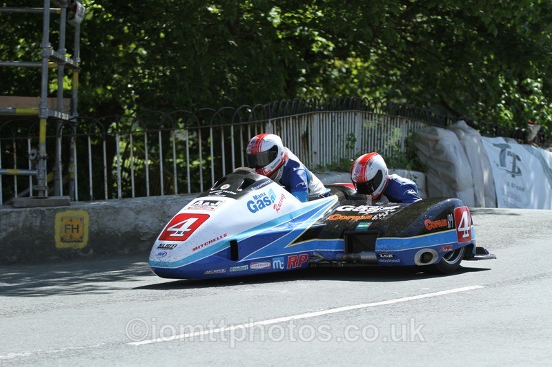 IMG_2717 - Sidecar Race 2 - TT 2013