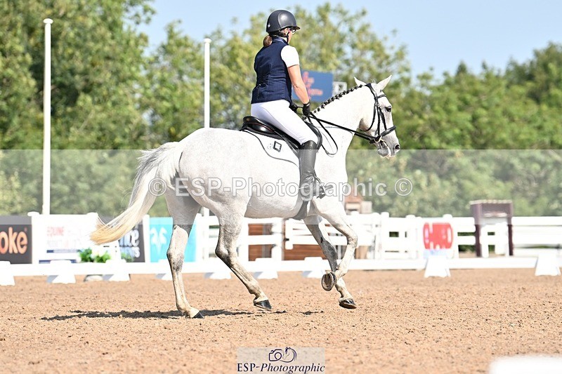 250816-103846-03164 - 099-Essie.BarkerBloody.Nora