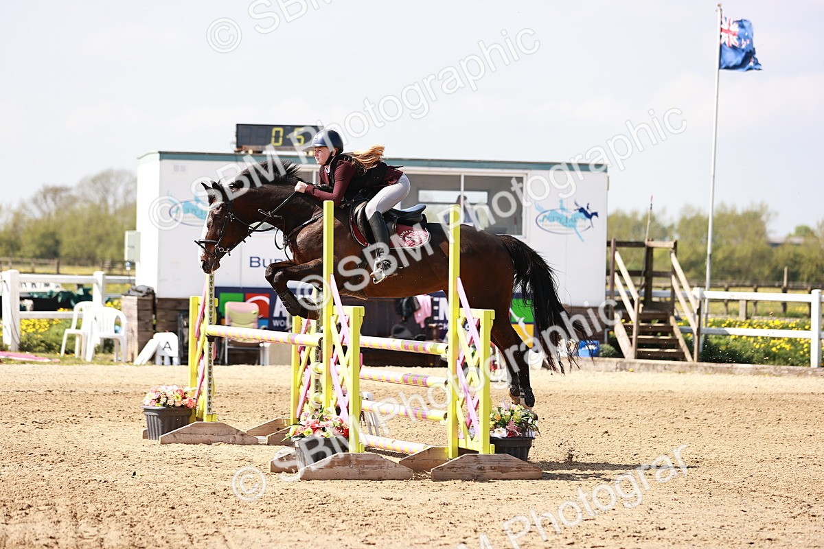  - Class 23 - Senior 1.05m