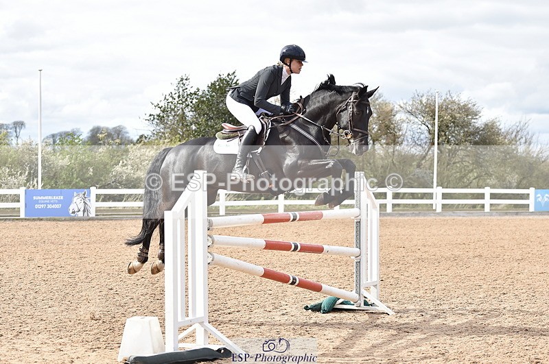 240403A-153810-01005 - Cls 5 Foxhunter and 1.20m Open