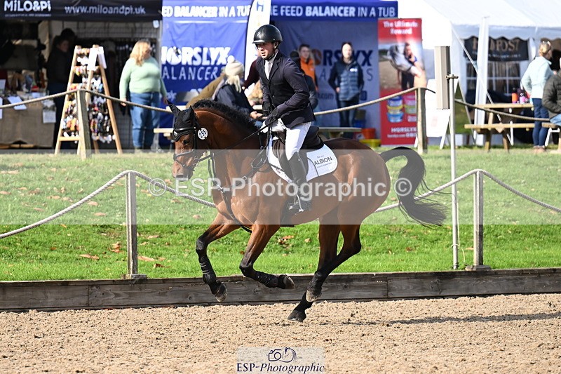 251024A-131520-10644 - C-255-Rupert.Batting