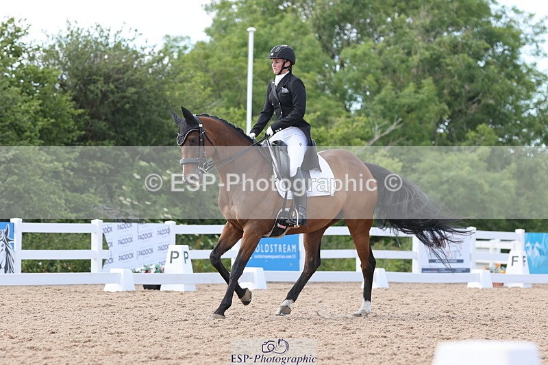 240622A-171105-14802 - Cls 38 BD FEI PSG