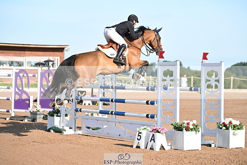 240719A-080625-09182 - Cls 18, 1 Star Gold Tour 1.35m