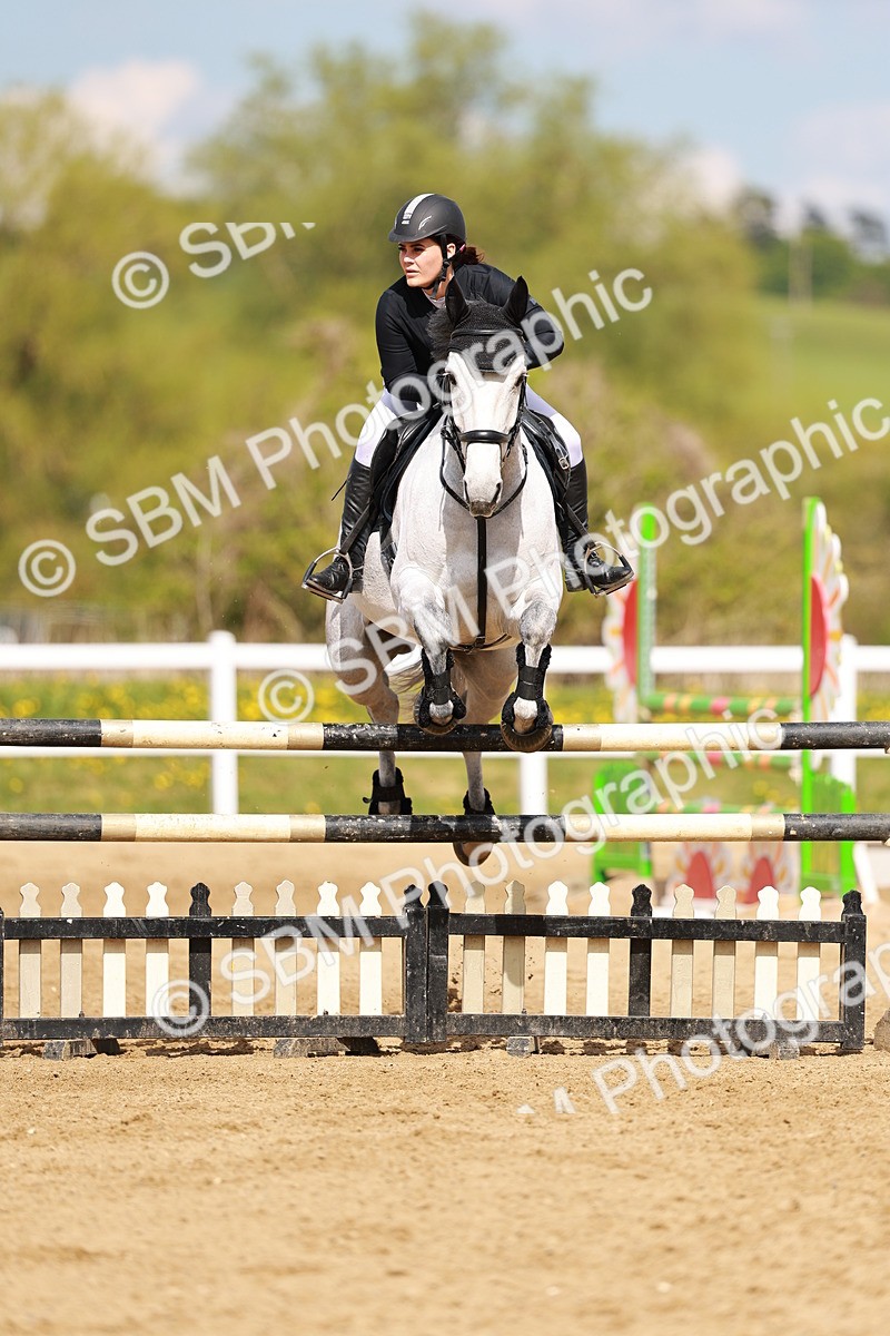 SBM_002129 - Class 4 - Senior Newcomers - 1.10m