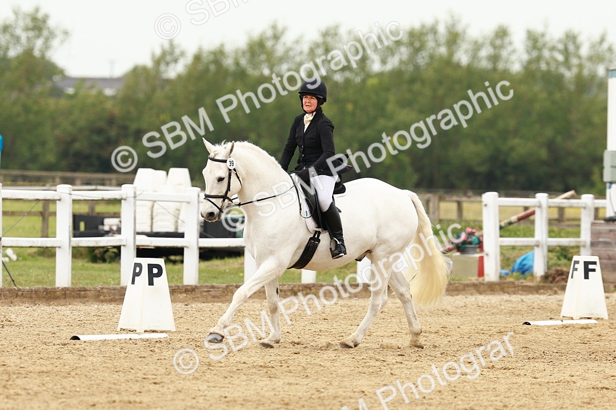 SBM_001100 - Class 6 - Novice 4