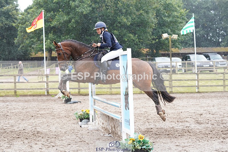 240824X-122416-24020 - 80cm Round 1 12.00 to 13.00