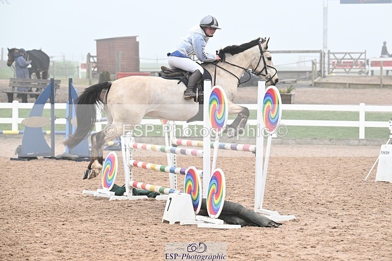 260307-141808-01456 - Cls 18 Pony Discovery and 90cm